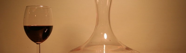 Wijn decanteren, hoe zit dat precies? Wijn decanteren, hoe zit dat precies?